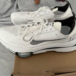 Nike Air Zoom Type SE